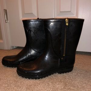 Women’s Rain Booties size 7-8